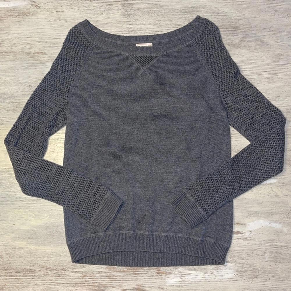 EUC Gap Dark Grey Wool Blend Sweater